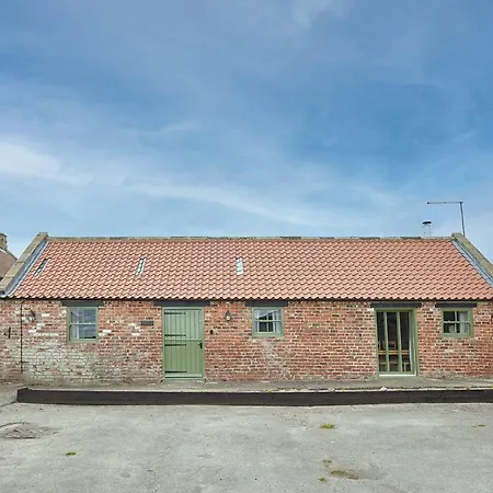 Host & - Low Waupley Farm