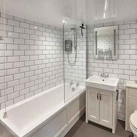 Host & - Waupley Farm Liverton